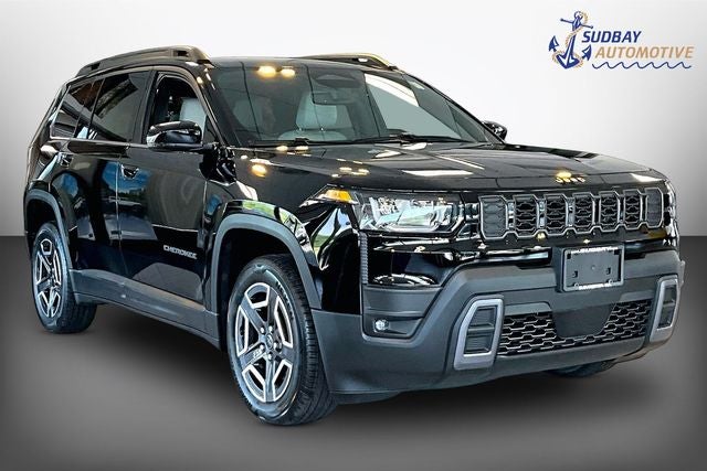 2026 Jeep Cherokee Limited in Diamond Black Crystal Pearlcoat — front three-quarter view